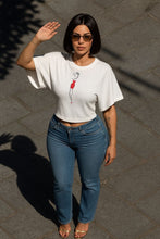 Charger l&#39;image dans la galerie, Tee-Shirt Queen Helliance
